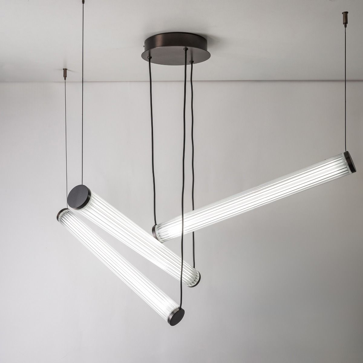 1238 COMO LAMPA WISZĄCA TYTAN